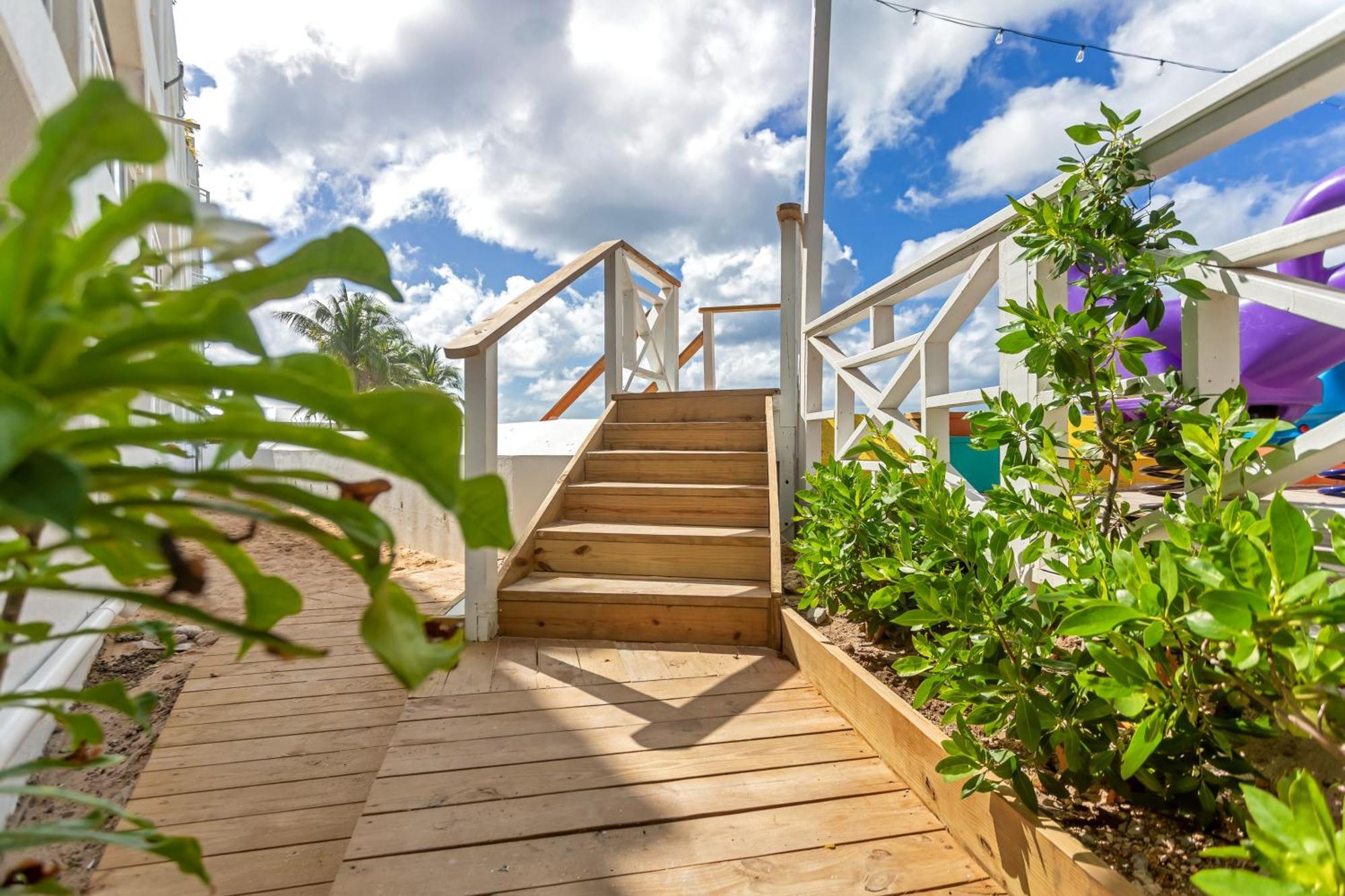Maho Beach House - Petite Studio - Beach Access Ngoại thất bức ảnh